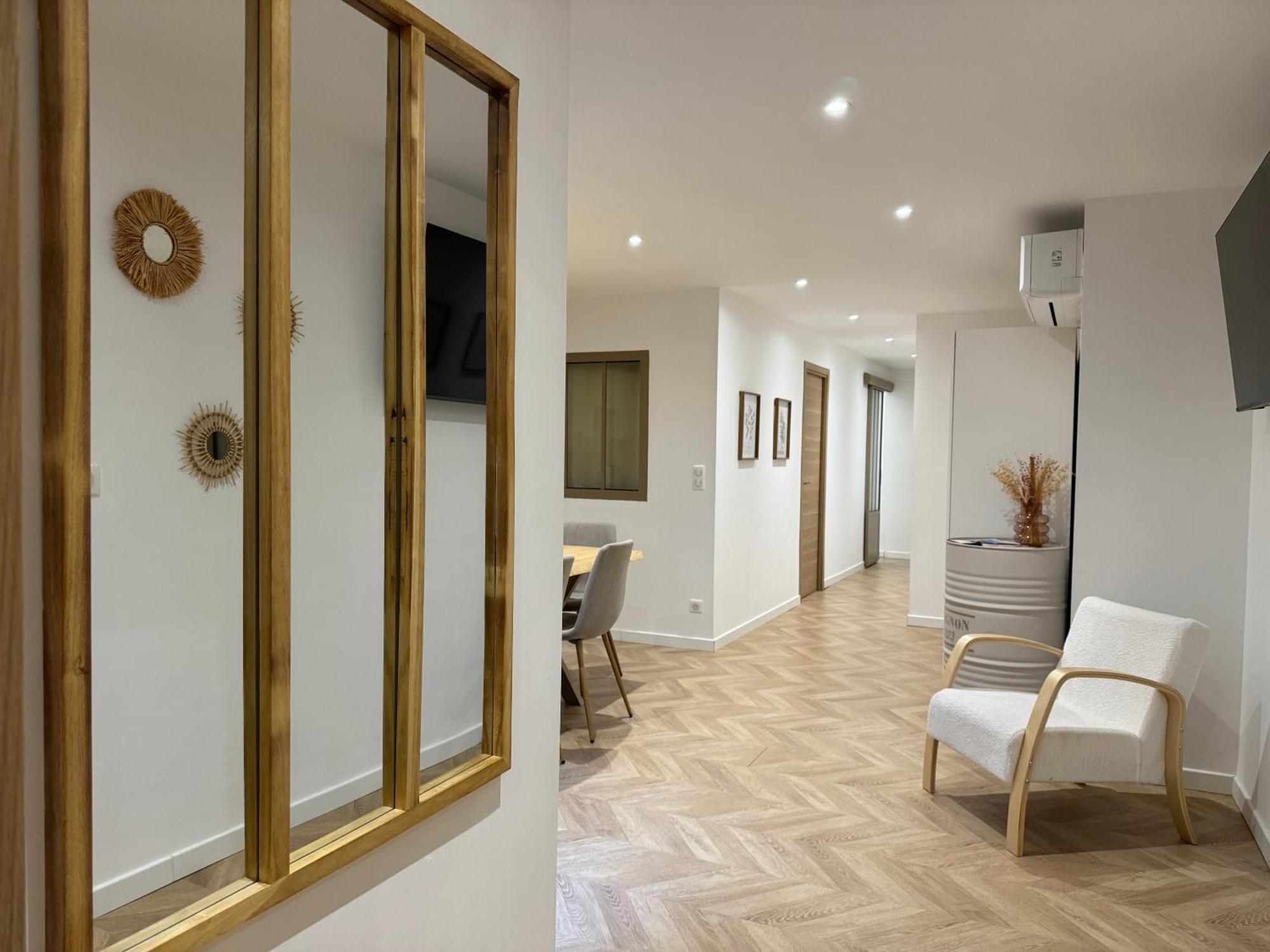 Le Rive Droite - Gare Centre - Wifi - Terrasse - Face Remparts Apartment Avignon Bagian luar foto