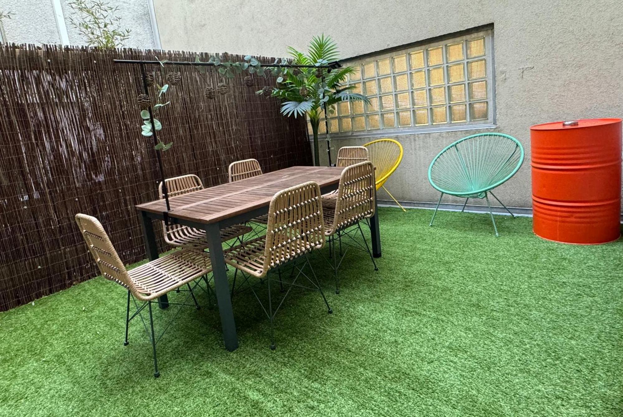 Le Rive Droite - Gare Centre - Wifi - Terrasse - Face Remparts Apartment Avignon Bagian luar foto