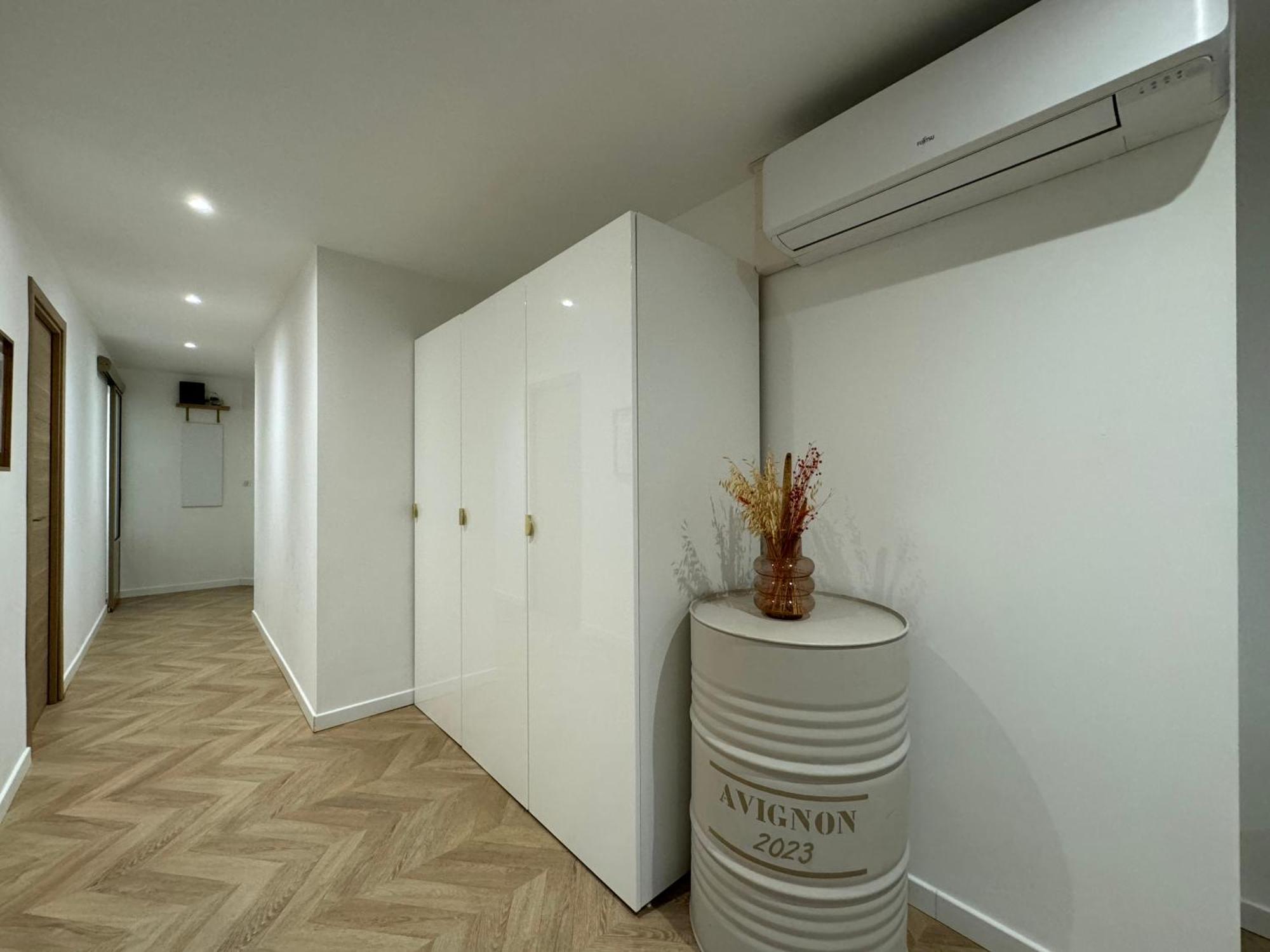 Le Rive Droite - Gare Centre - Wifi - Terrasse - Face Remparts Apartment Avignon Bagian luar foto